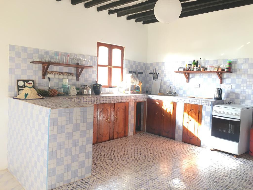 D&J Villa Kiwengwa  Bagian luar foto